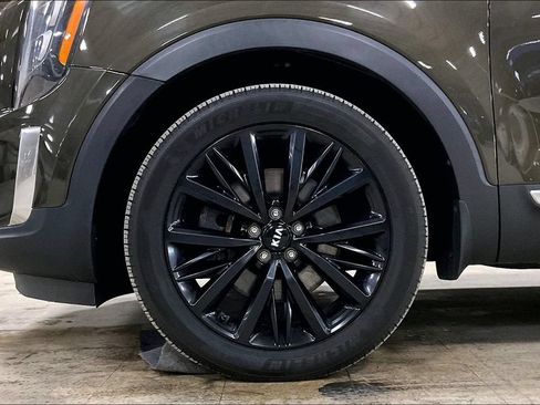 Used 2020 Kia Telluride SX w/ SX Prestige Package AWD/4WD image 9