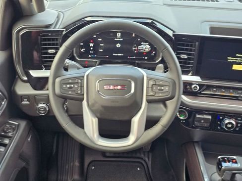 New 2026 GMC Sierra 1500 SLT image 13