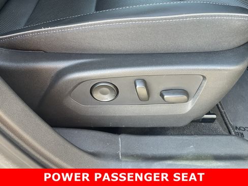Certified 2021 Buick Envision Essence w/ Sport Touring Package AWD/4WD image 18