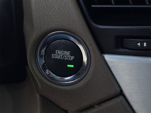 Used 2020 GMC Yukon SLT w/ Premium Edition image 23