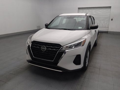 Used 2021 Nissan Kicks S FWD image 15