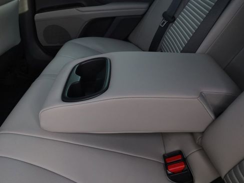 Used 2024 Toyota Camry SE w/ Convenience Package FWD image 15