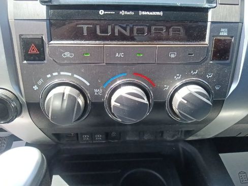 Used 2020 Toyota Tundra SR5 w/ SR5 Leather Package AWD/4WD image 23