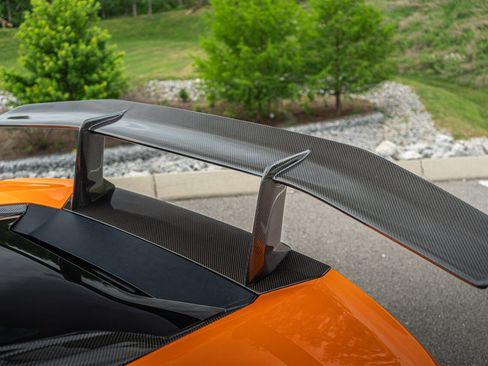 Used 2017 Lamborghini Huracan LP 610-4 AWD/4WD image 90