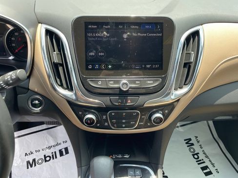 Used 2024 Chevrolet Equinox Premier FWD image 23