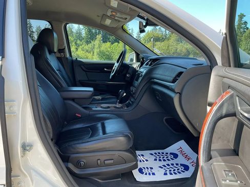 Used 2014 Chevrolet Traverse LTZ w/ LPO, 'HIT The Road' Package FWD image 16