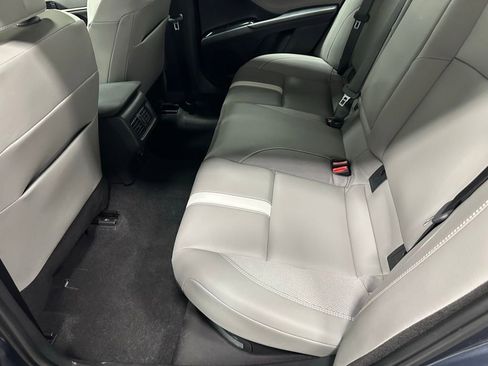 Used 2026 Toyota Camry SE FWD image 47