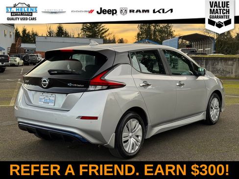 Used 2022 Nissan Leaf S image 9