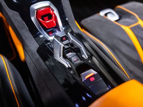 Used 2023 Lamborghini Huracan Tecnica image 43