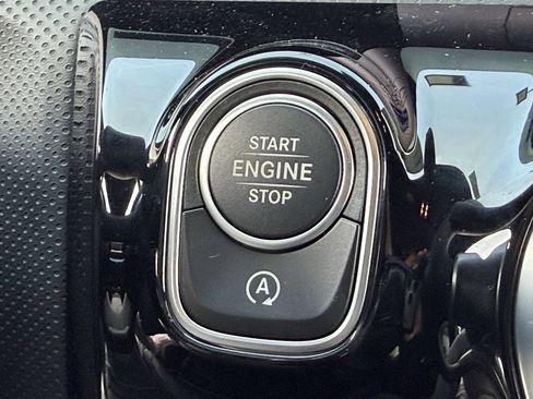 New 2025 Mercedes-Benz CLA 250 4MATIC image 23