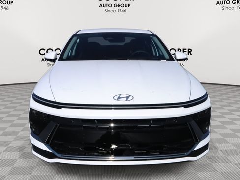 New 2026 Hyundai Sonata SEL FWD image 2