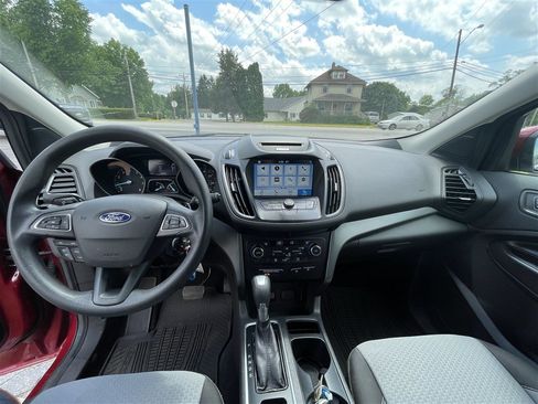 Used 2017 Ford Escape SE w/ Equipment Group 201A AWD/4WD image 20