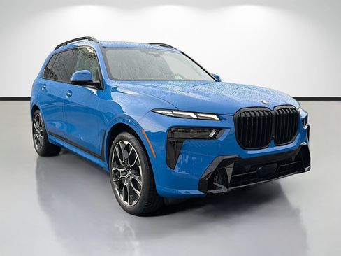 New 2027 BMW X7 xDrive40i w/ Executive Package AWD/4WD image 1