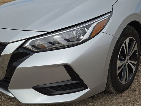 Used 2023 Nissan Sentra SV image 9