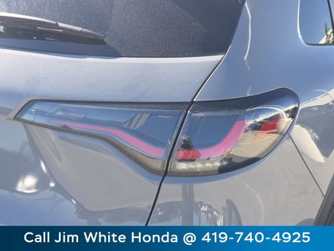 Used 2025 Honda HR-V Sport image 10