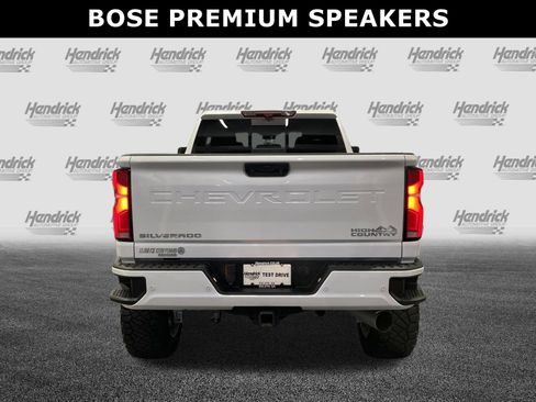 Used 2024 Chevrolet Silverado 3500 High Country w/ Technology Package AWD/4WD image 9