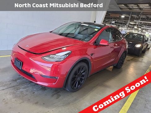 Used 2023 Tesla Model Y Long Range AWD/4WD image 1