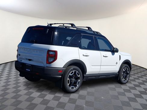 Used 2022 Ford Bronco Sport Outer Banks w/ Tech Package AWD/4WD image 6