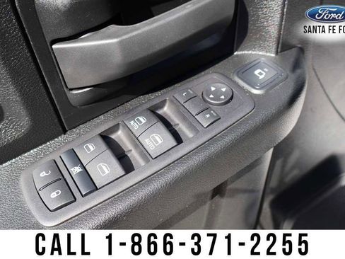 Used 2024 RAM 3500 Tradesman w/ Chrome Appearance Group AWD/4WD image 7