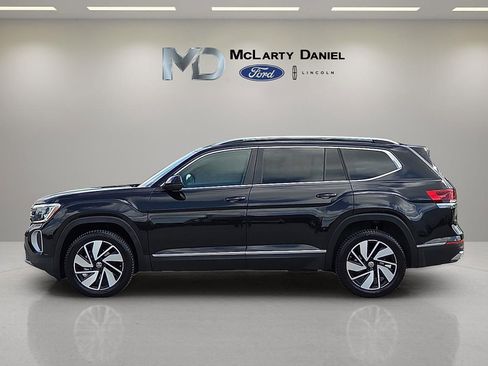 Used 2024 Volkswagen Atlas SEL AWD/4WD image 3
