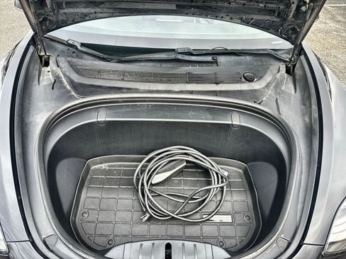 Used 2018 Tesla Model 3 Long Range image 18