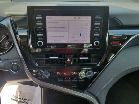 Certified 2024 Toyota Camry SE w/ Convenience Package image 19