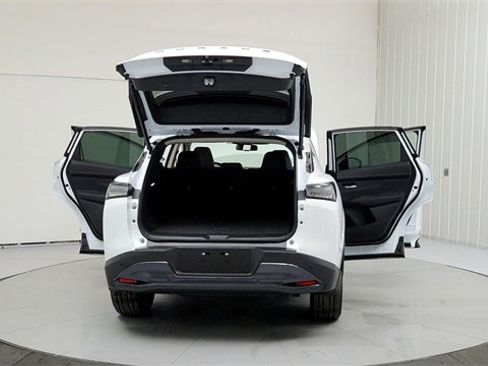 New 2025 Nissan Murano SL image 14