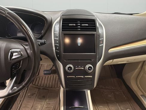Used 2015 Lincoln MKC FWD w/ Equipment Group 101A Select image 10