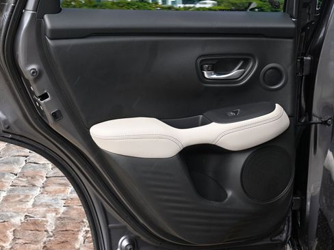 New 2026 Honda HR-V EX-L image 11