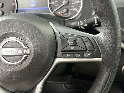 Used 2024 Nissan Altima 2.5 SV image 28