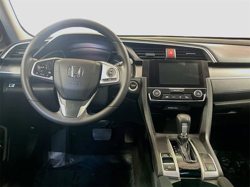 Used 2018 Honda Civic EX image 21
