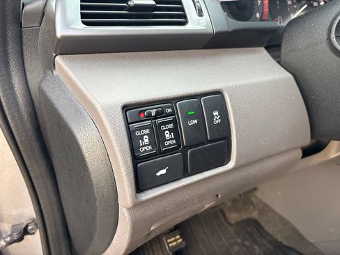 Used 2017 Honda Odyssey EX-L image 19