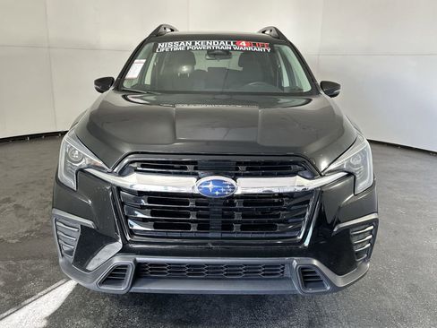 Used 2023 Subaru Ascent Premium AWD/4WD image 3