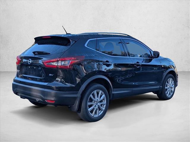 Used 2021 Nissan Rogue Sport SV FWD image 2