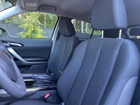 New 2024 Mitsubishi Eclipse Cross LE image 12