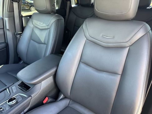 Certified 2025 Cadillac XT5 Premium Luxury image 21