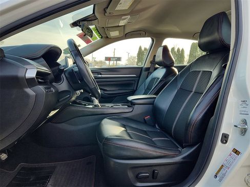 Used 2023 Nissan Altima 2.5 SR image 13