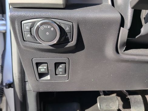 Used 2018 Ford F150 Lariat AWD/4WD image 19