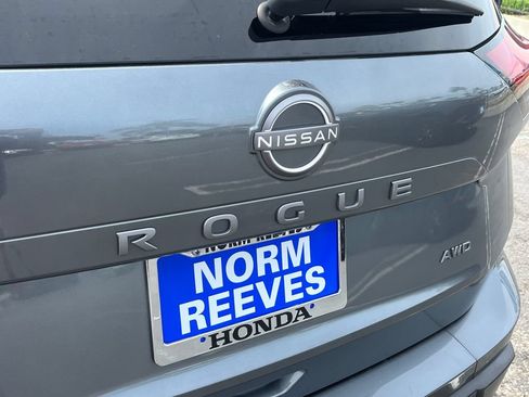 Used 2024 Nissan Rogue S AWD/4WD image 42