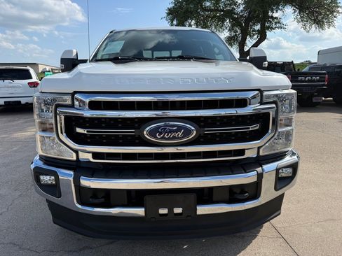 Used 2020 Ford F250 Lariat w/ Lariat Value Package image 2