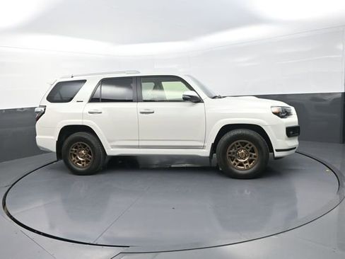 Used 2023 Toyota 4Runner Limited AWD/4WD image 26