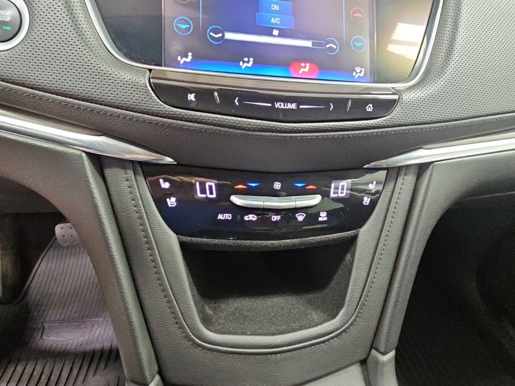 Used 2017 Cadillac XT5 Premium Luxury FWD image 20