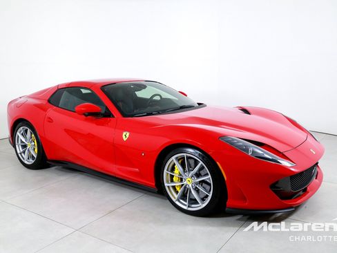 Used 2021 Ferrari 812 GTS RWD image 3
