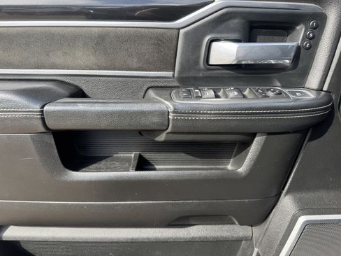 Used 2020 RAM 2500 Laramie image 9