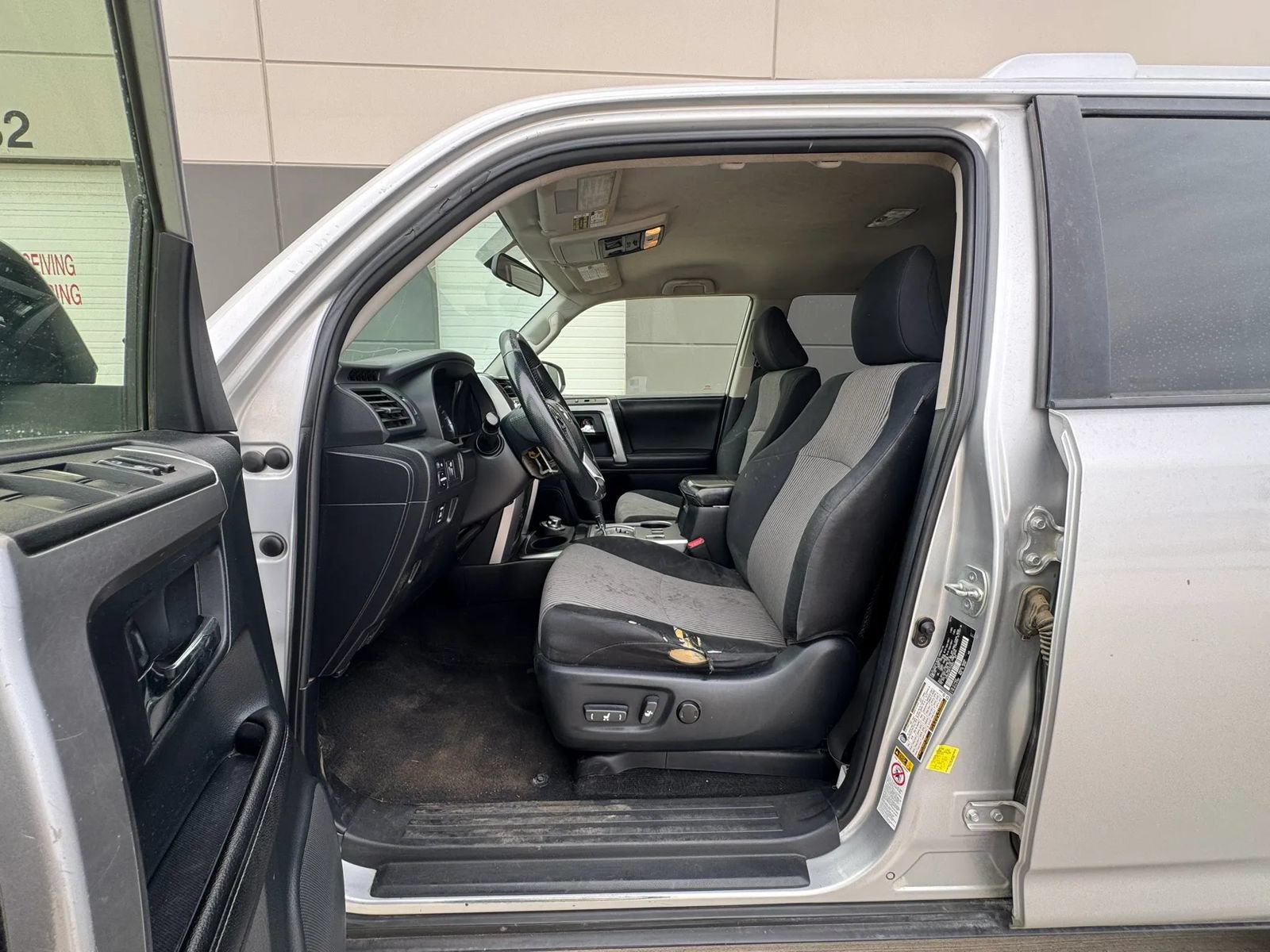 Used 2015 Toyota 4Runner SR5 AWD/4WD image 11