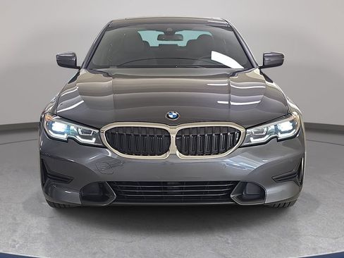 Used 2021 BMW 330i Sedan w/ Convenience Package RWD image 3