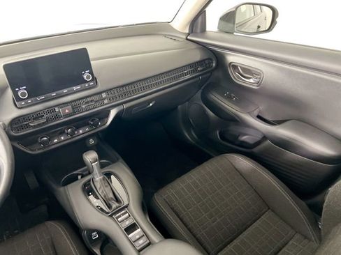 Certified 2023 Honda HR-V LX image 23