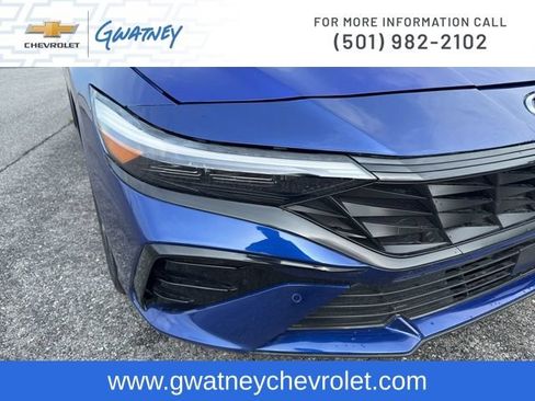 Used 2024 Hyundai Elantra Limited FWD image 13