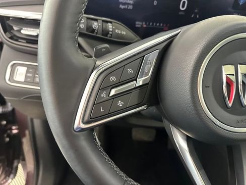 Used 2025 Buick Enclave Avenir w/ Trailering Package, 5000 lbs. image 16