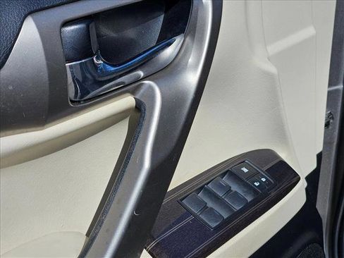 Used 2021 Lexus GX 460 Premium w/ Premium Plus Package image 11